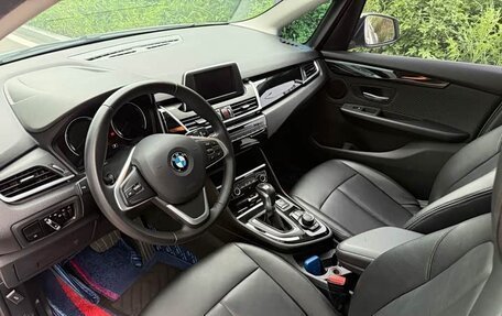 BMW 2 серия Grand Tourer F46 рестайлинг, 2019 год, 1 400 000 рублей, 5 фотография