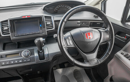 Honda Freed I, 2009 год, 1 379 000 рублей, 16 фотография