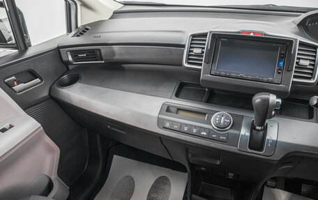 Honda Freed I, 2009 год, 1 379 000 рублей, 20 фотография