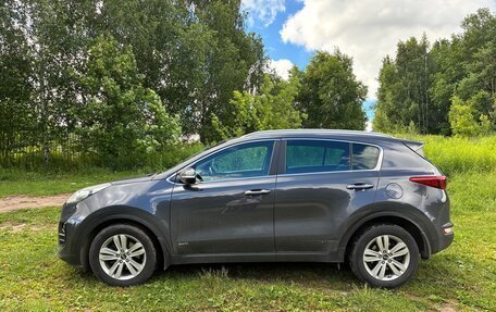 KIA Sportage IV рестайлинг, 2017 год, 2 600 000 рублей, 3 фотография