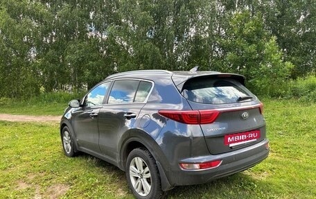 KIA Sportage IV рестайлинг, 2017 год, 2 600 000 рублей, 4 фотография
