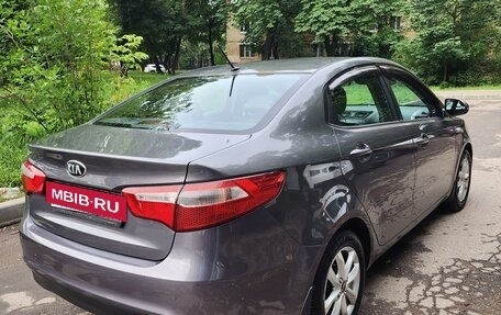 KIA Rio III рестайлинг, 2013 год, 800 000 рублей, 4 фотография