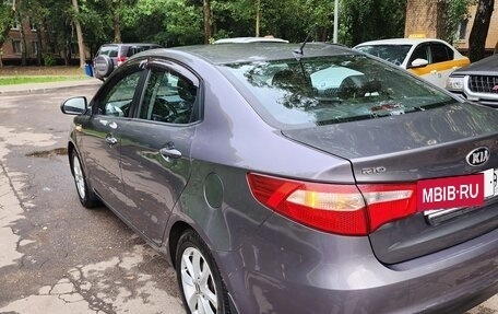 KIA Rio III рестайлинг, 2013 год, 800 000 рублей, 6 фотография