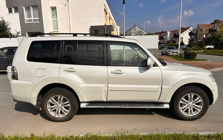 Mitsubishi Pajero IV, 2014 год, 2 600 000 рублей, 6 фотография
