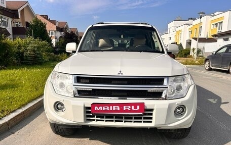 Mitsubishi Pajero IV, 2014 год, 2 600 000 рублей, 4 фотография