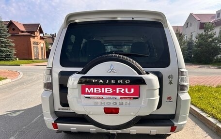 Mitsubishi Pajero IV, 2014 год, 2 600 000 рублей, 7 фотография