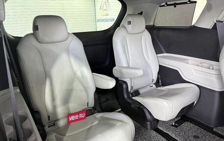 KIA Carnival, 2021 год, 3 340 000 рублей, 15 фотография