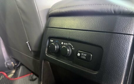 Toyota Land Cruiser Prado 120 рестайлинг, 2006 год, 1 649 000 рублей, 18 фотография