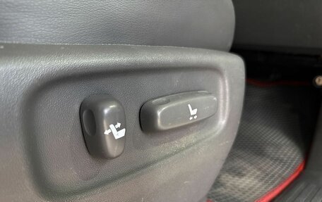 Toyota Land Cruiser Prado 120 рестайлинг, 2006 год, 1 649 000 рублей, 17 фотография