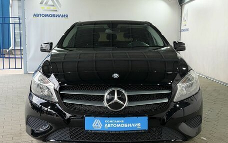 Mercedes-Benz A-Класс, 2015 год, 1 349 000 рублей, 8 фотография