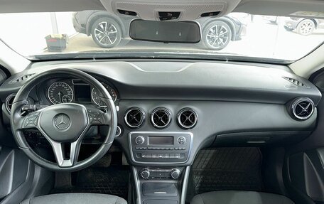 Mercedes-Benz A-Класс, 2015 год, 1 349 000 рублей, 10 фотография