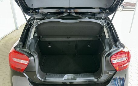 Mercedes-Benz A-Класс, 2015 год, 1 349 000 рублей, 9 фотография