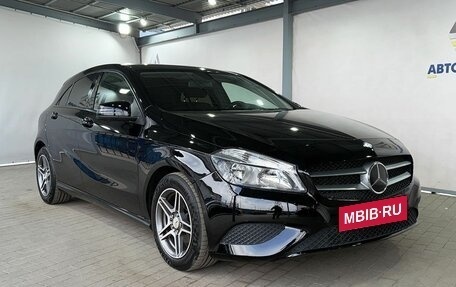 Mercedes-Benz A-Класс, 2015 год, 1 349 000 рублей, 7 фотография