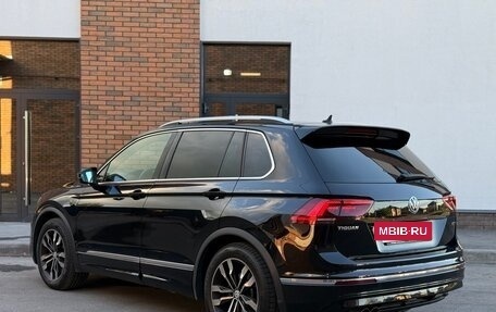Volkswagen Tiguan II, 2018 год, 2 770 000 рублей, 15 фотография