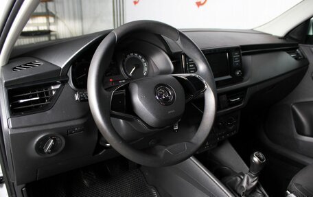 Skoda Rapid II, 2020 год, 1 079 000 рублей, 7 фотография