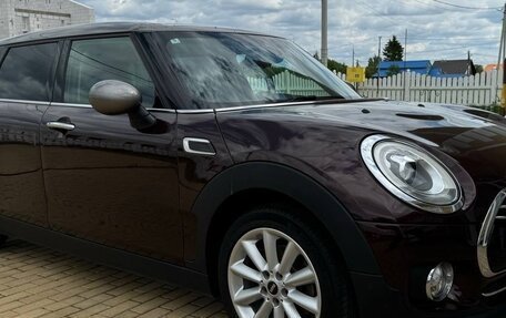 MINI Clubman, 2018 год, 1 699 000 рублей, 5 фотография