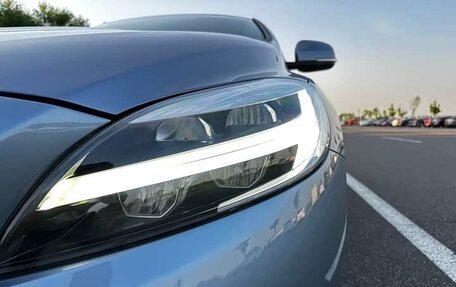 Volvo V40 II рестайлинг, 2019 год, 1 185 000 рублей, 3 фотография
