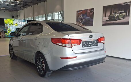 KIA Rio III рестайлинг, 2016 год, 890 000 рублей, 6 фотография