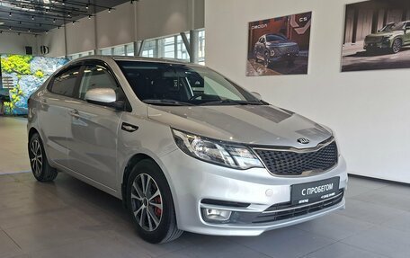KIA Rio III рестайлинг, 2016 год, 890 000 рублей, 3 фотография
