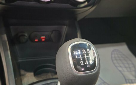 KIA Rio III рестайлинг, 2016 год, 890 000 рублей, 20 фотография