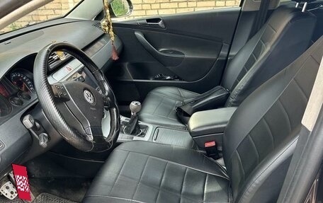 Volkswagen Passat B6, 2006 год, 595 000 рублей, 8 фотография
