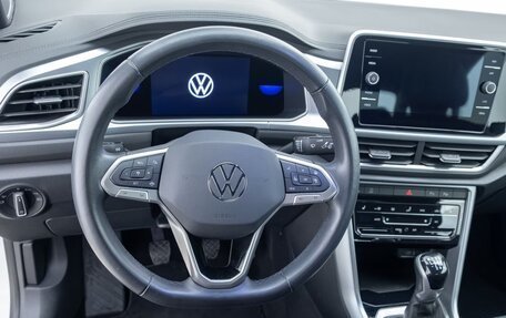 Volkswagen T-Roc I, 2022 год, 2 765 000 рублей, 8 фотография