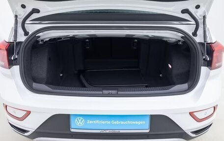 Volkswagen T-Roc I, 2022 год, 2 765 000 рублей, 6 фотография