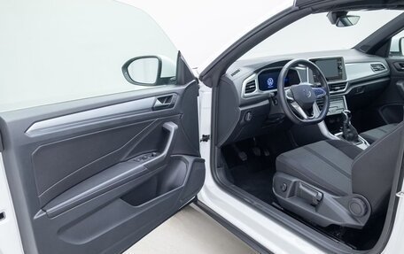Volkswagen T-Roc I, 2022 год, 2 765 000 рублей, 7 фотография