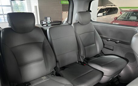 Hyundai Grand Starex Grand Starex I рестайлинг 2, 2016 год, 2 445 000 рублей, 15 фотография