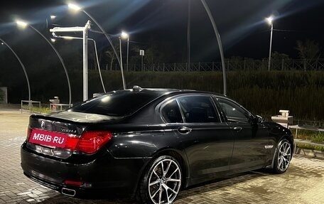 BMW 7 серия, 2011 год, 1 490 000 рублей, 32 фотография