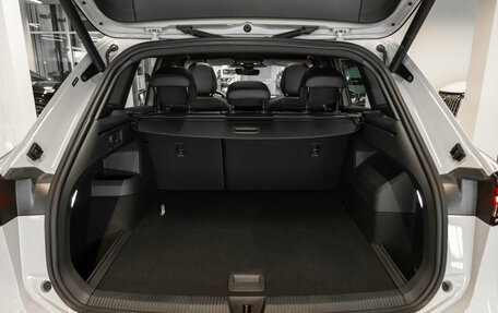 Volkswagen Tiguan, 2026 год, 4 850 000 рублей, 29 фотография