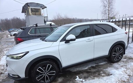 Honda Vezel, 2023 год, 2 250 000 рублей, 2 фотография