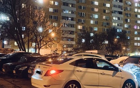 Hyundai Solaris II рестайлинг, 2013 год, 600 000 рублей, 7 фотография