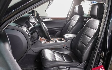 Volkswagen Touareg III, 2012 год, 1 669 000 рублей, 10 фотография
