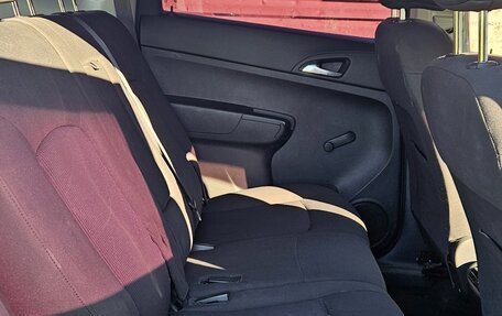 Chevrolet Orlando I, 2013 год, 790 000 рублей, 4 фотография