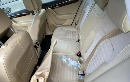 Volkswagen Passat B7, 2012 год, 1 300 000 рублей, 15 фотография