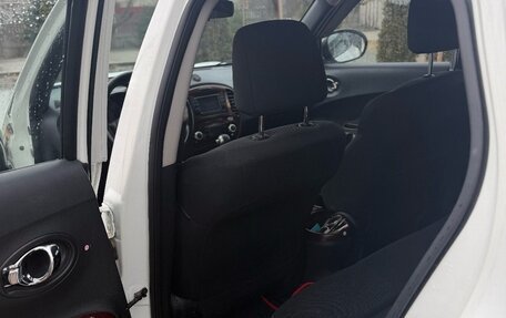 Nissan Juke II, 2011 год, 830 000 рублей, 4 фотография