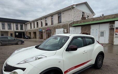 Nissan Juke II, 2011 год, 830 000 рублей, 6 фотография