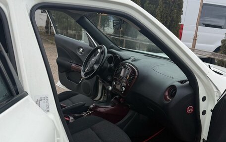 Nissan Juke II, 2011 год, 830 000 рублей, 5 фотография