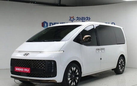Hyundai Staria, 2024 год, 4 590 000 рублей, 1 фотография
