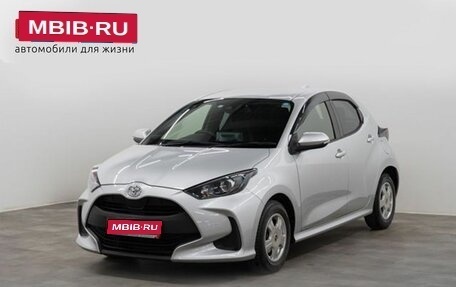 Toyota Yaris, 2021 год, 1 099 000 рублей, 1 фотография