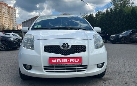 Toyota Yaris III рестайлинг, 2008 год, 560 000 рублей, 1 фотография