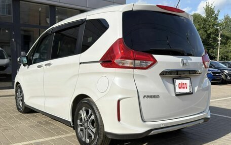 Honda Freed II, 2020 год, 1 700 000 рублей, 24 фотография
