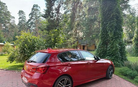 BMW 1 серия, 2018 год, 1 870 000 рублей, 3 фотография