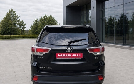 Toyota Highlander III, 2014 год, 2 000 000 рублей, 7 фотография