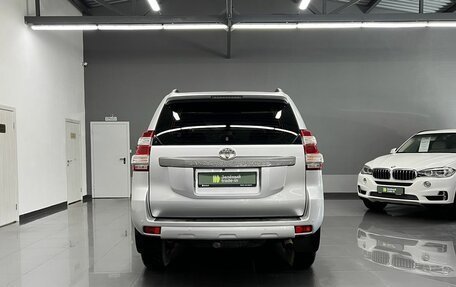 Toyota Land Cruiser Prado 150 рестайлинг 2, 2016 год, 3 615 000 рублей, 4 фотография