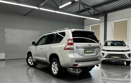Toyota Land Cruiser Prado 150 рестайлинг 2, 2016 год, 3 615 000 рублей, 6 фотография