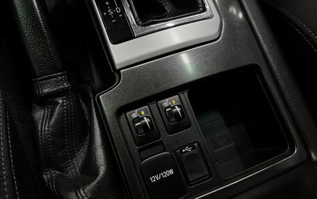 Toyota Land Cruiser Prado 150 рестайлинг 2, 2016 год, 3 615 000 рублей, 19 фотография