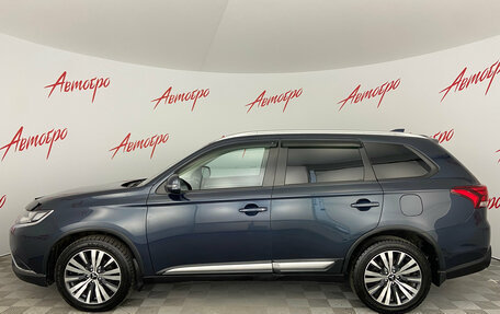 Mitsubishi Outlander III рестайлинг 3, 2019 год, 1 975 000 рублей, 2 фотография