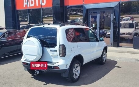 Chevrolet Niva I рестайлинг, 2018 год, 940 000 рублей, 6 фотография